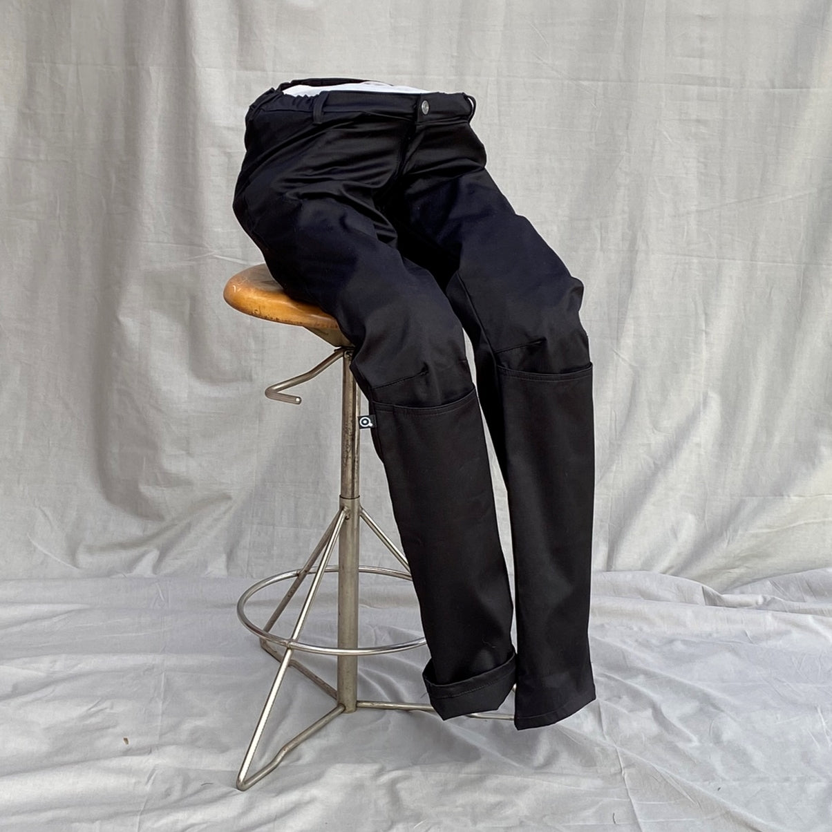 BASIC L - *black twill