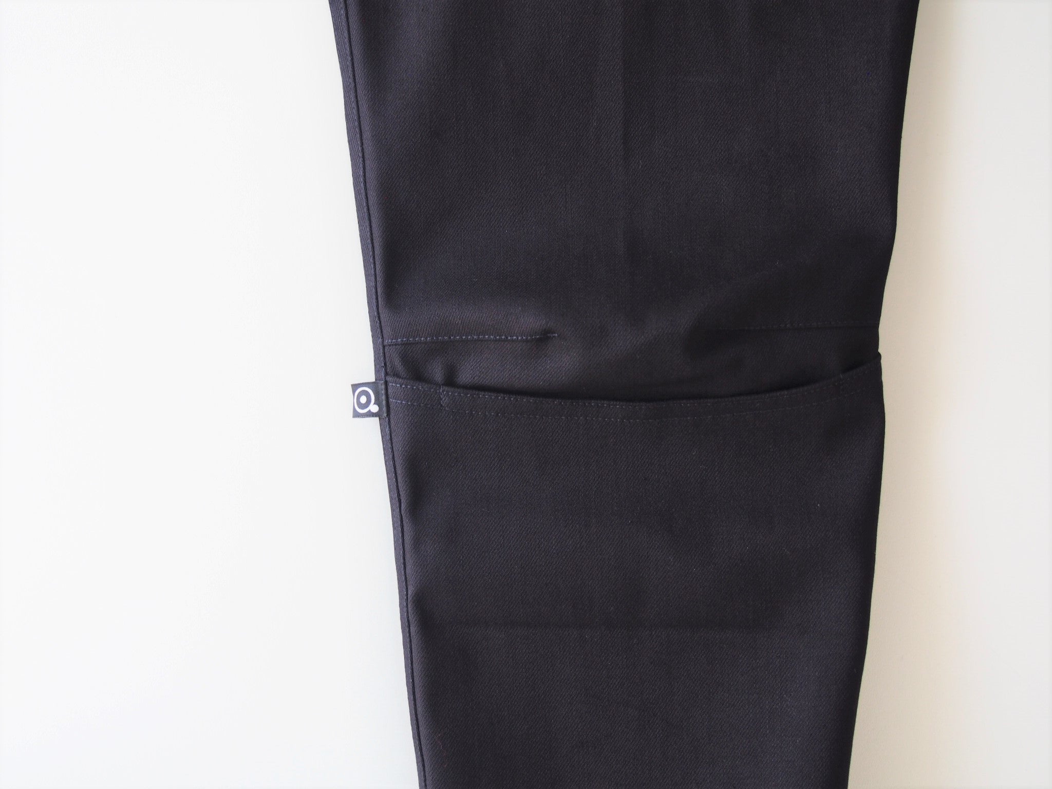 BASIC L- *black denim